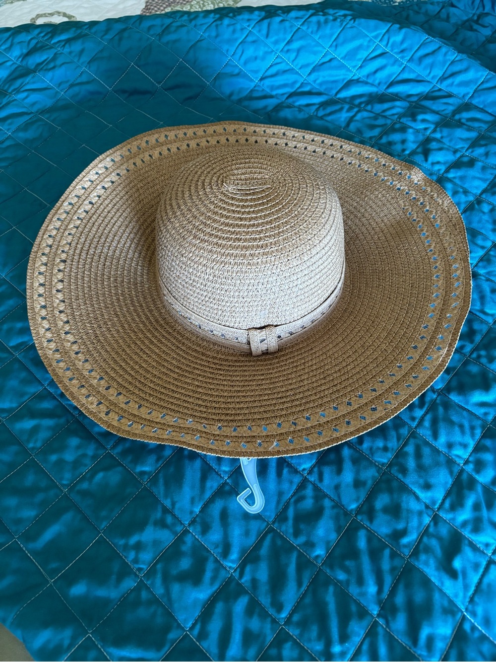 Women's Wide-Brim Straw style Sun Hat in Tan